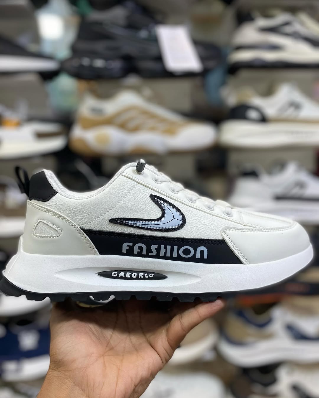 Men's Casual Sneakers – White & Brown Fashion Trainers