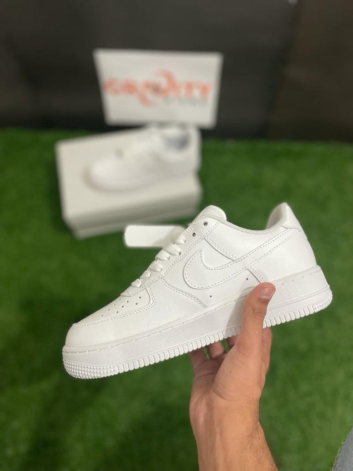 AF 1 all white( Dot perfect)